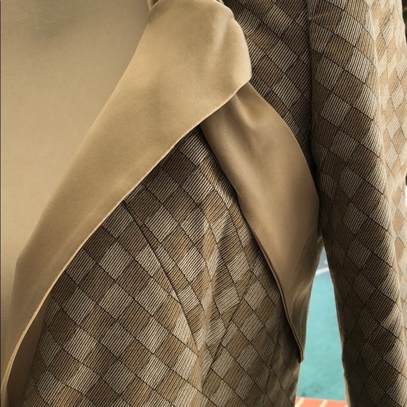 Armani Blazer sz40 - Picture 4 of 6